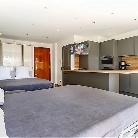 Apartment Superb Studio By The Beach Frejus